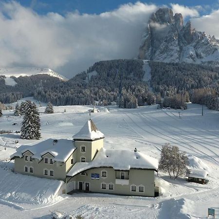 Villa Pana Santa Cristina Val Gardena エクステリア 写真