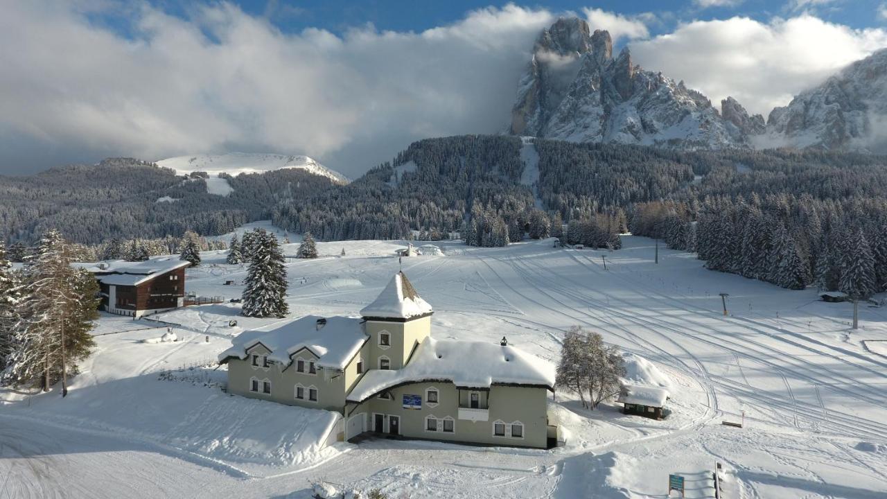 Villa Pana Santa Cristina Val Gardena エクステリア 写真